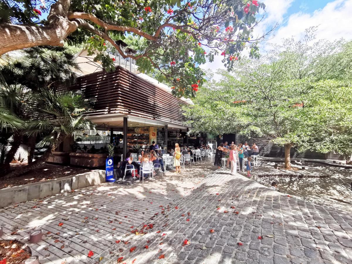 Home2Book Charming Santa Cruz Urban Center, Terrace Exterior foto